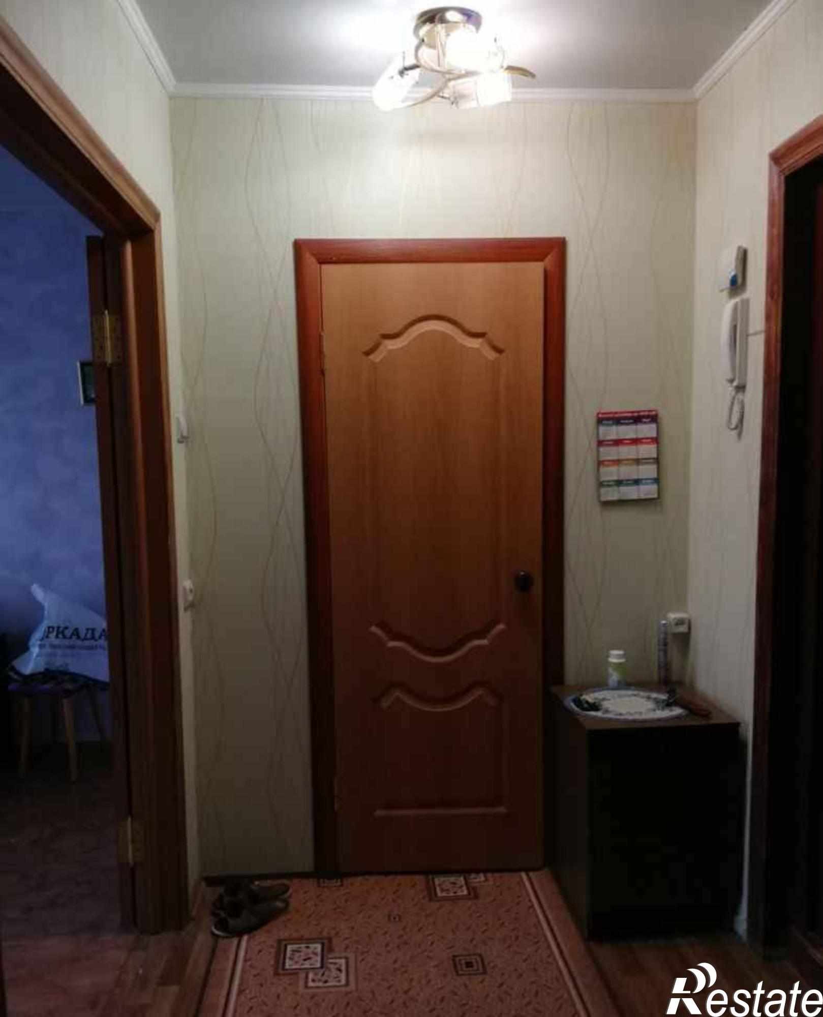 Сдать квартиру за 12 000 рублей на Комиссарова ул, 3Б