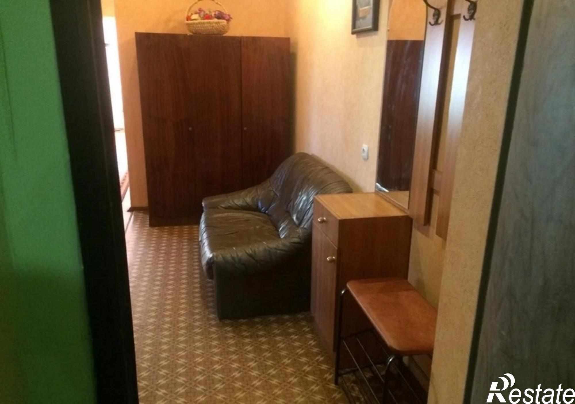 Сдать квартиру за 15 000 рублей на Почаевская ул, 3
