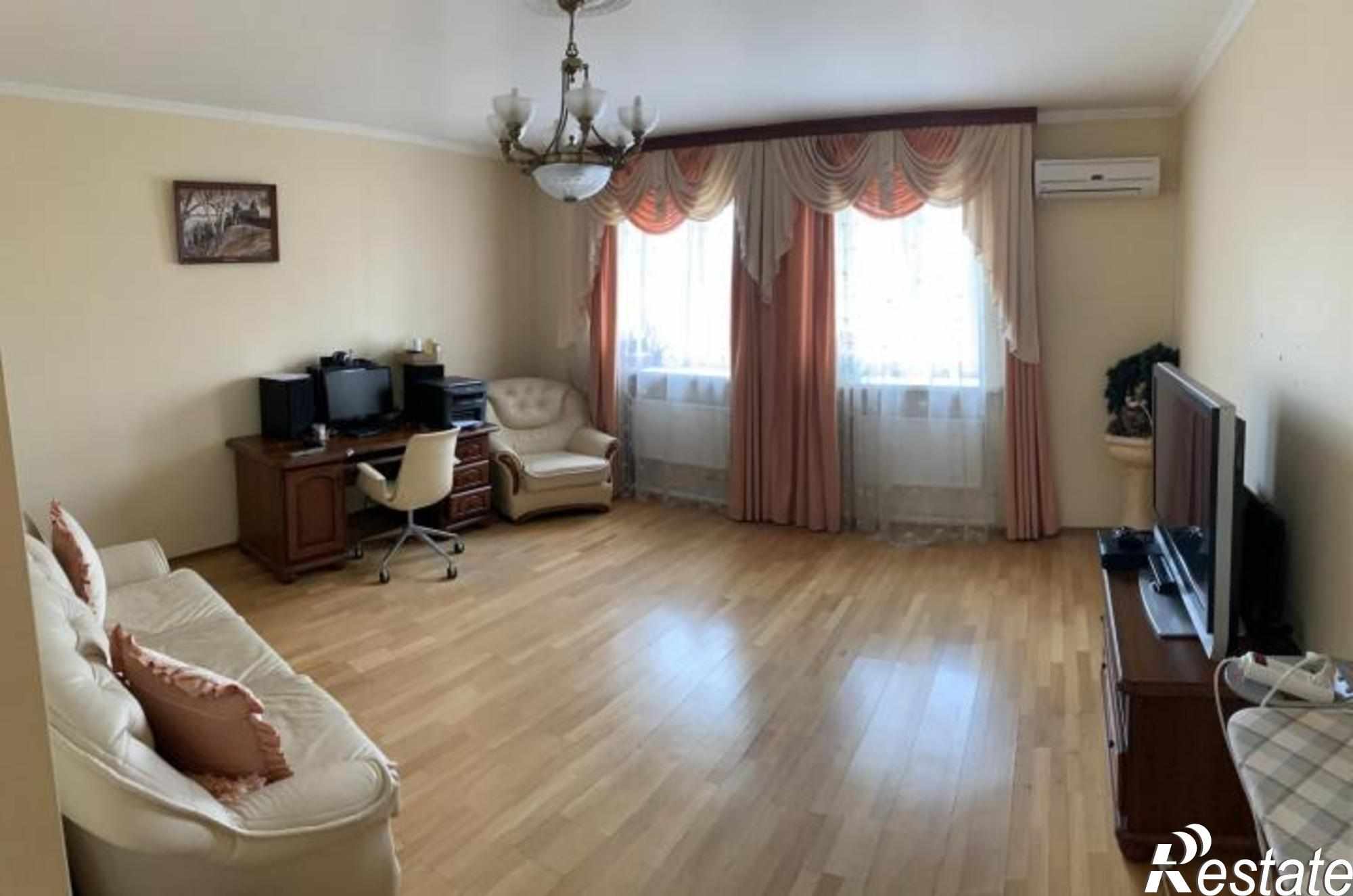 Сдать квартиру за 45 000 рублей на Октябрьский пр-кт, 36