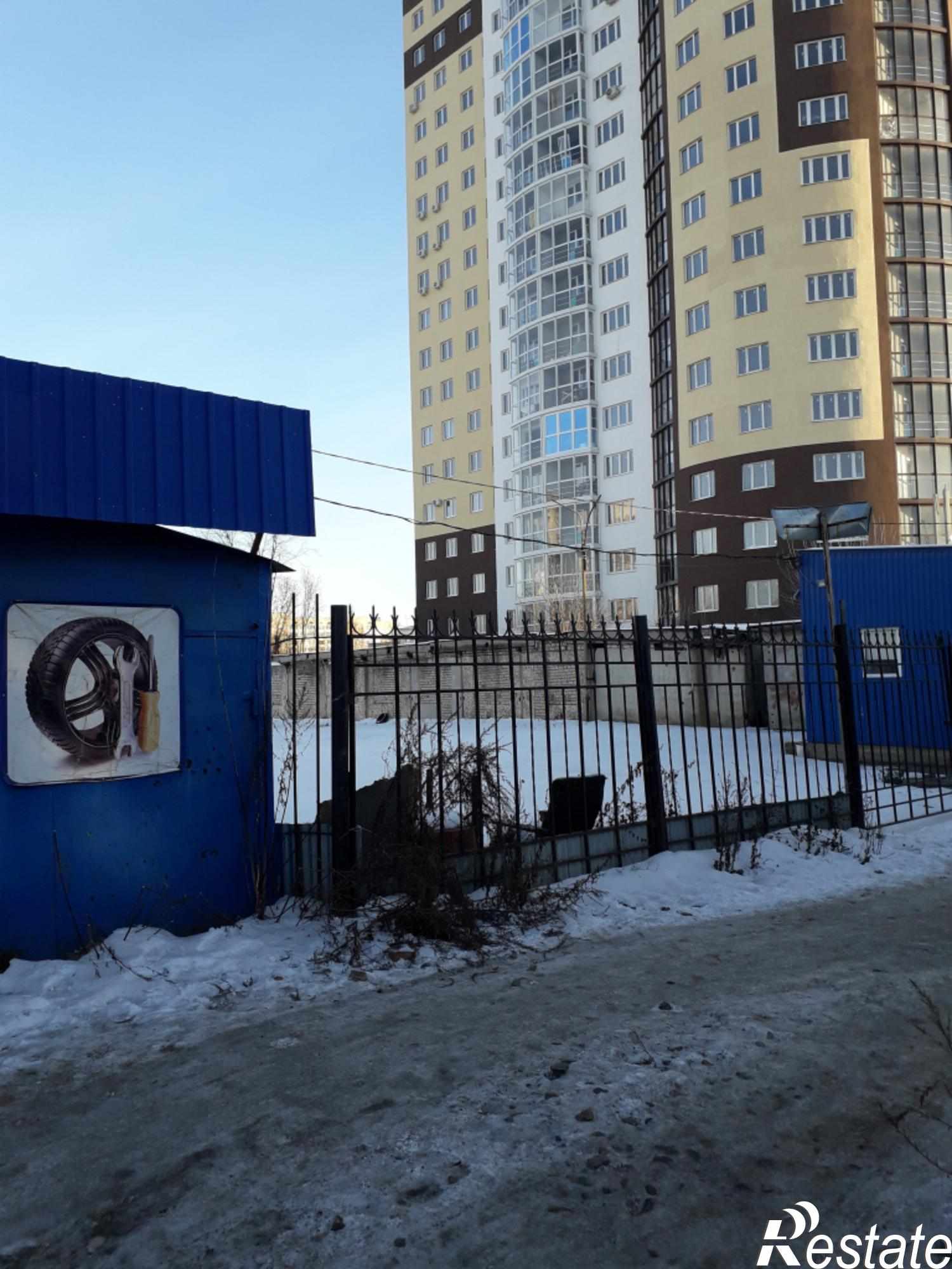 Купить гараж, место в паркинге за 7 500 000 рублей на 10 Августа ул, 85А