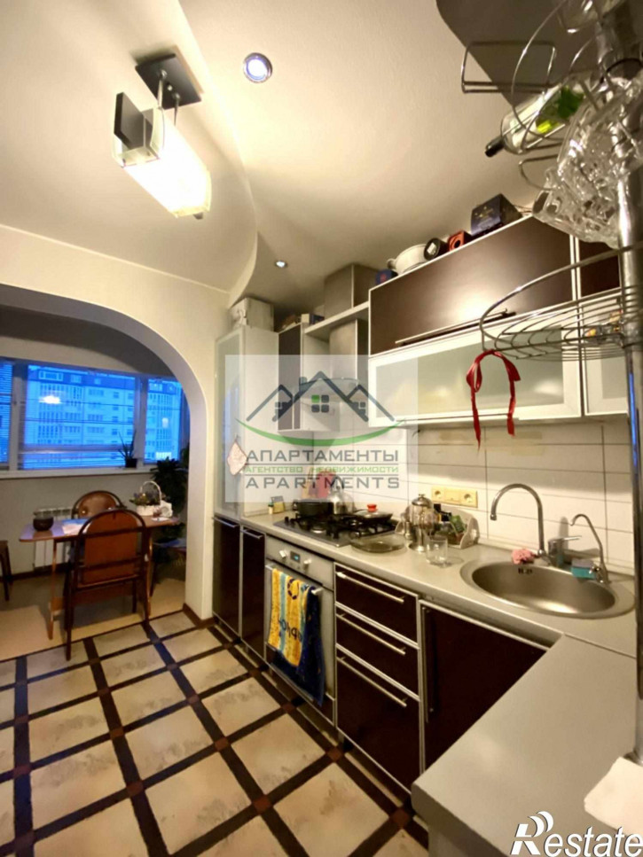 3-комн квартира Нежнова ул, 56к1
