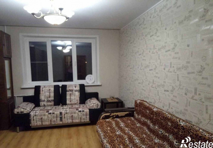 2-комн квартира Зеленая ул, 60