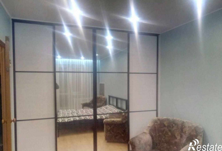 2-комн квартира Зеленая ул, 60