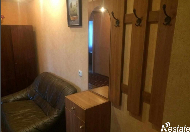3-комн квартира Почаевская ул, 3