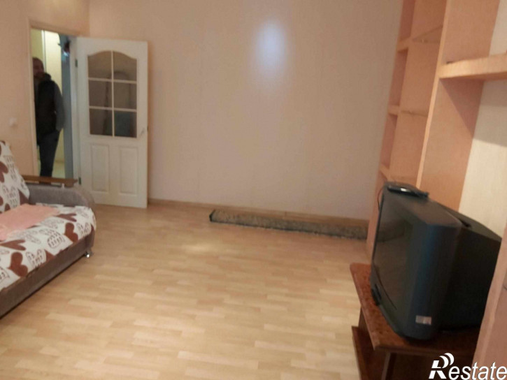 3-комн квартира Фейгина ул, 8
