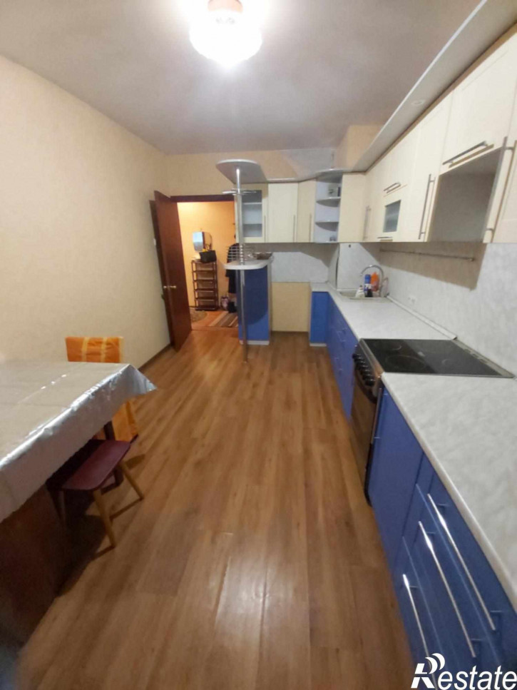 2-комн квартира Комиссарова ул, 4А