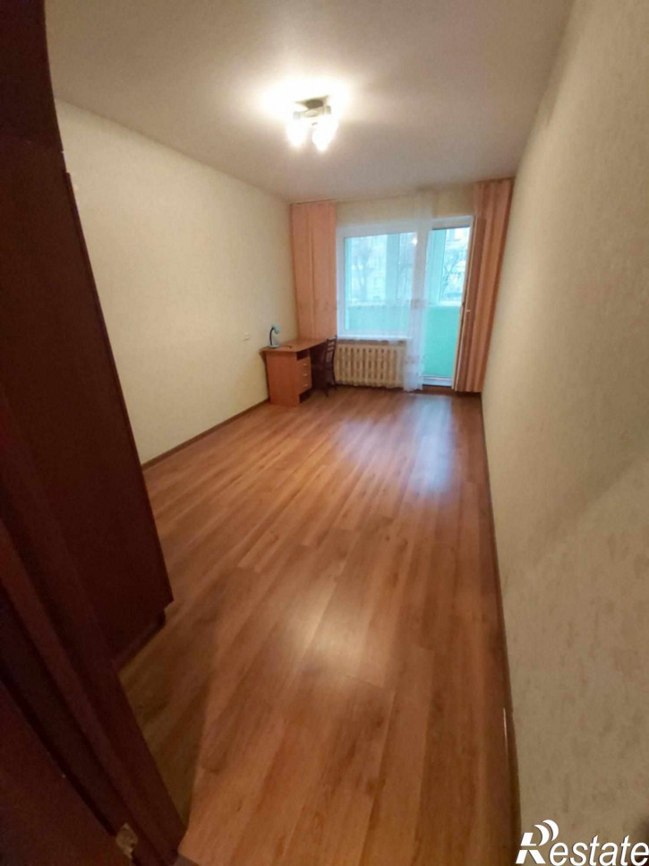 2-комн квартира Комиссарова ул, 4А