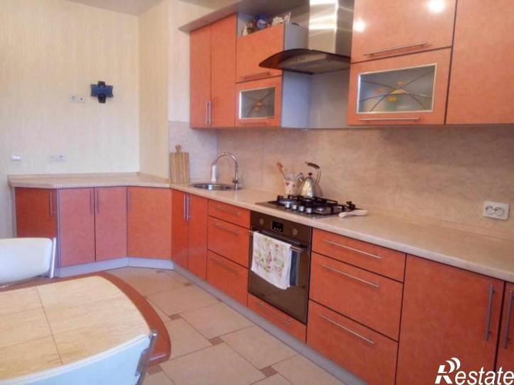 2-комн квартира Строителей ул, 1А
