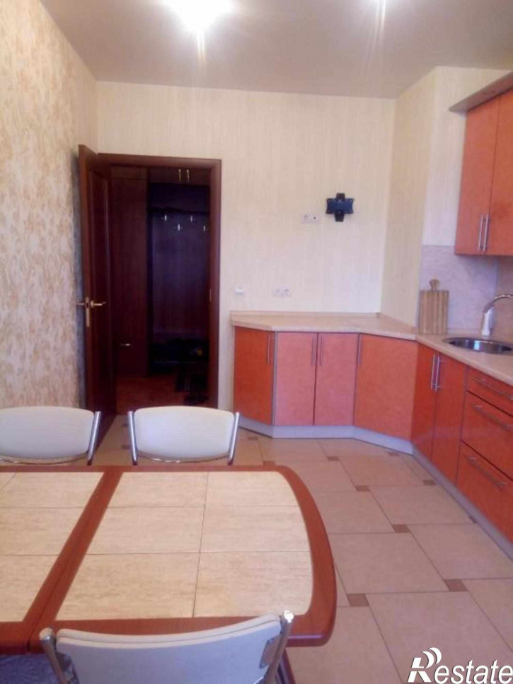 2-комн квартира Строителей ул, 1А