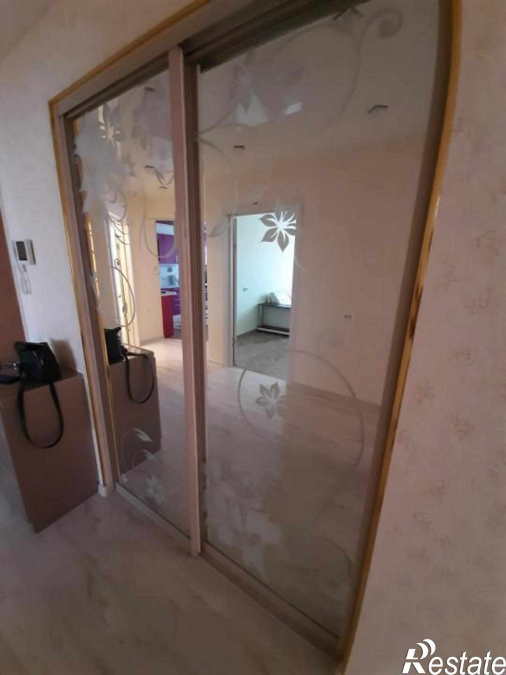 3-комн квартира Новгородская ул, 4