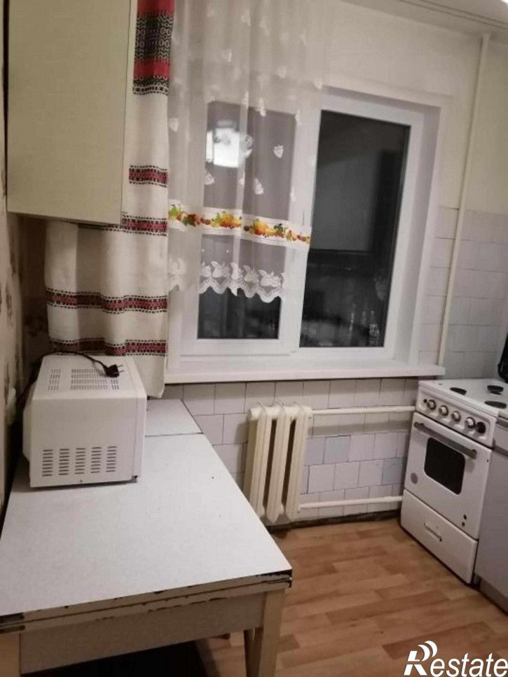 2-комн квартира Строителей пр-кт, 42А