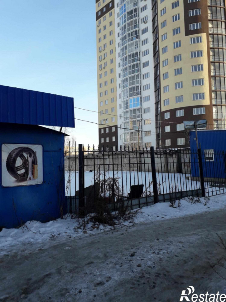 Гараж/парковка 10 Августа ул, 85А