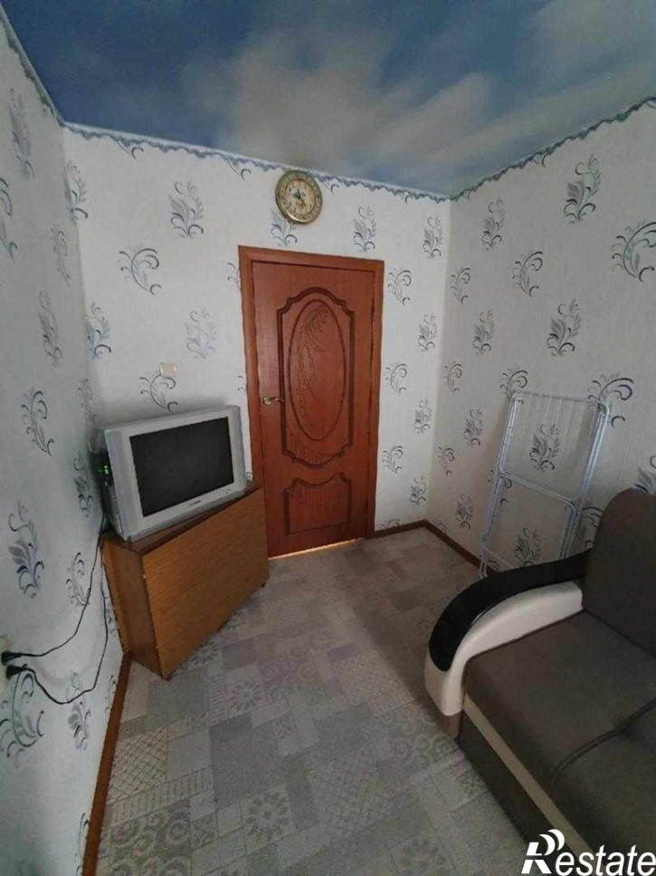 2-комн квартира Славы ул
