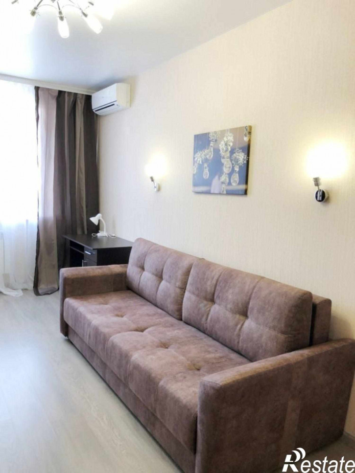 3-комн квартира Орджоникидзе ул, 44А