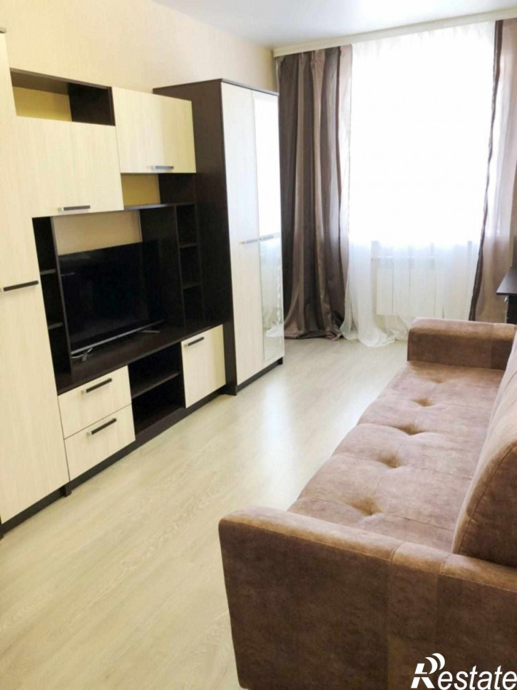 3-комн квартира Орджоникидзе ул, 44А