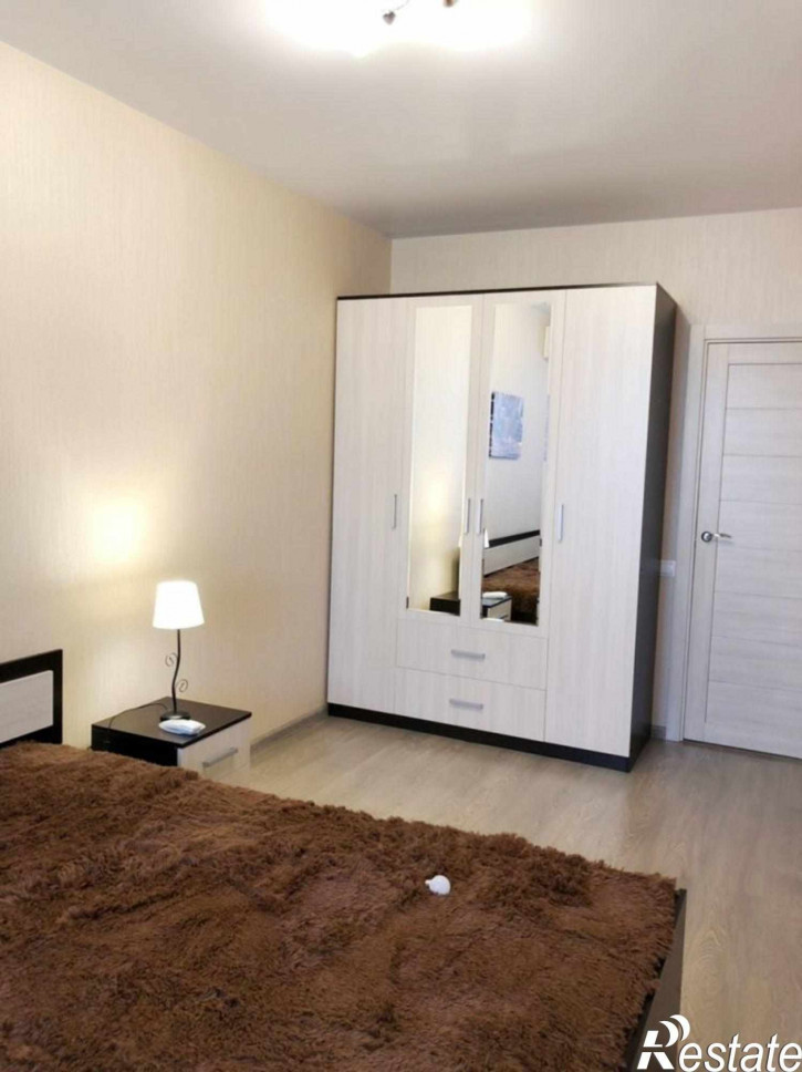 3-комн квартира Орджоникидзе ул, 44А