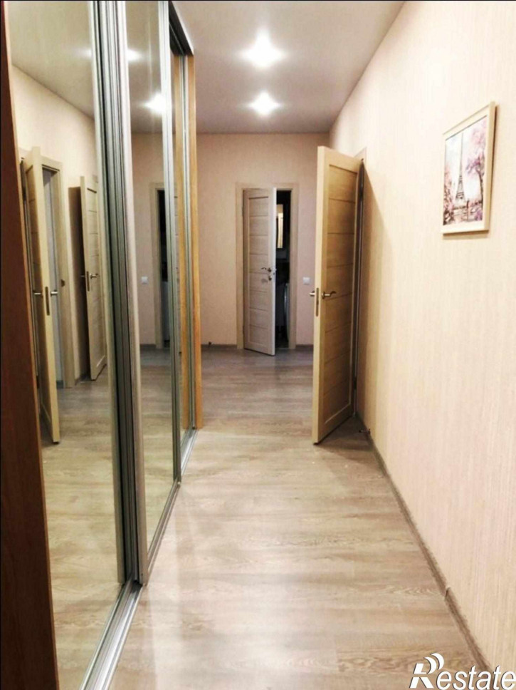 3-комн квартира Орджоникидзе ул, 44А
