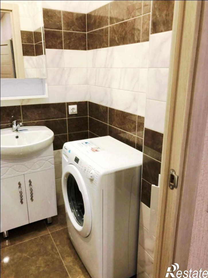 3-комн квартира Орджоникидзе ул, 44А