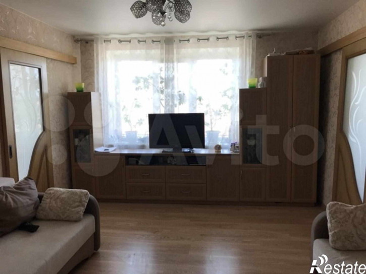 4-комн квартира Кирова улица, 101