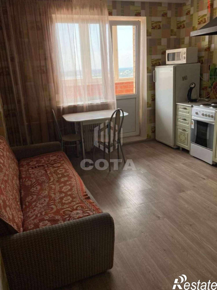1-комн квартира Челюскинцев улица, 101в