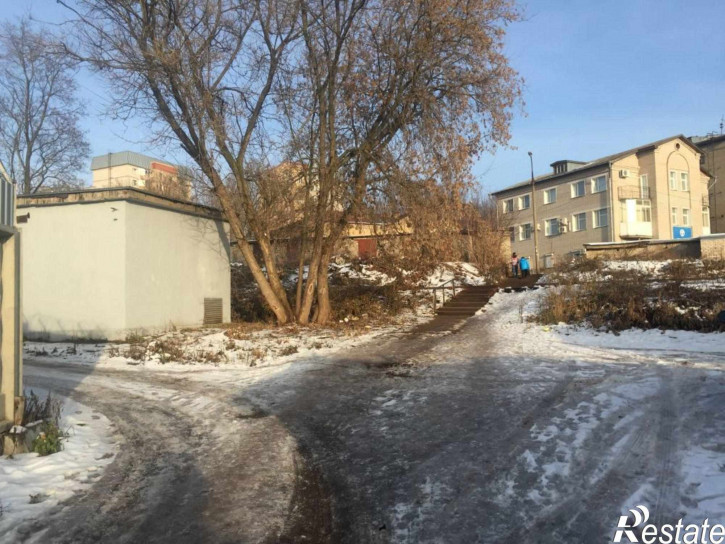 Гараж/парковка Шинников ул, 8