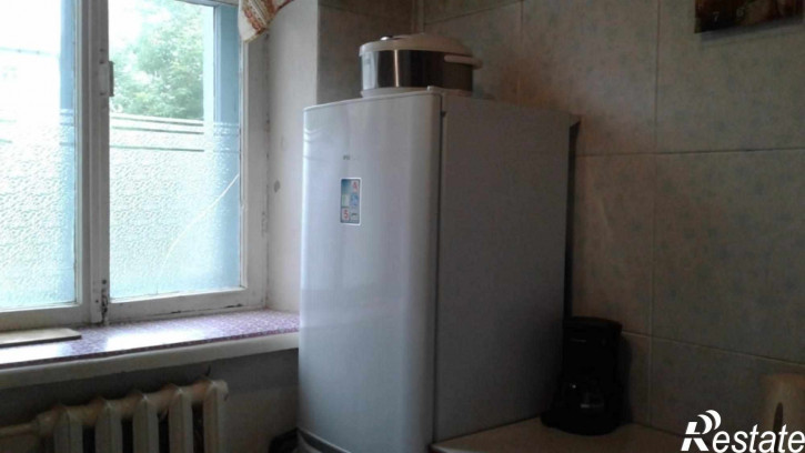 4-комн квартира Калинина ул, 61