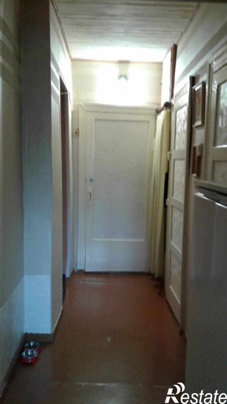 4-комн квартира Калинина ул, 61