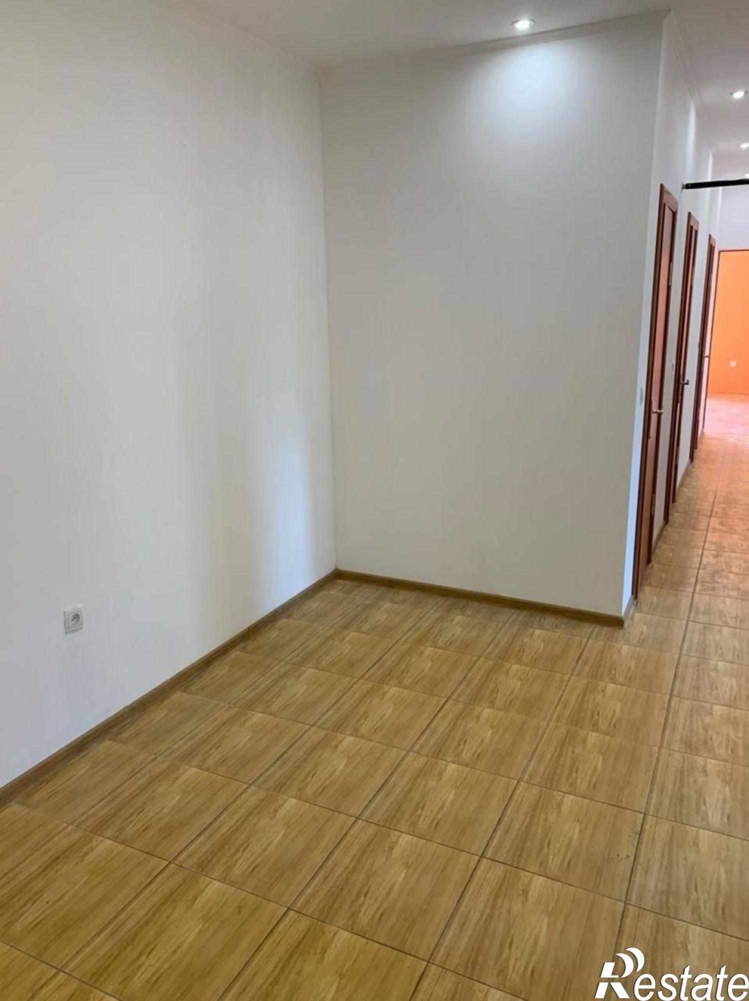 Купить квартиру за 9 300 000 рублей на Ю.Гагарина ул, 15