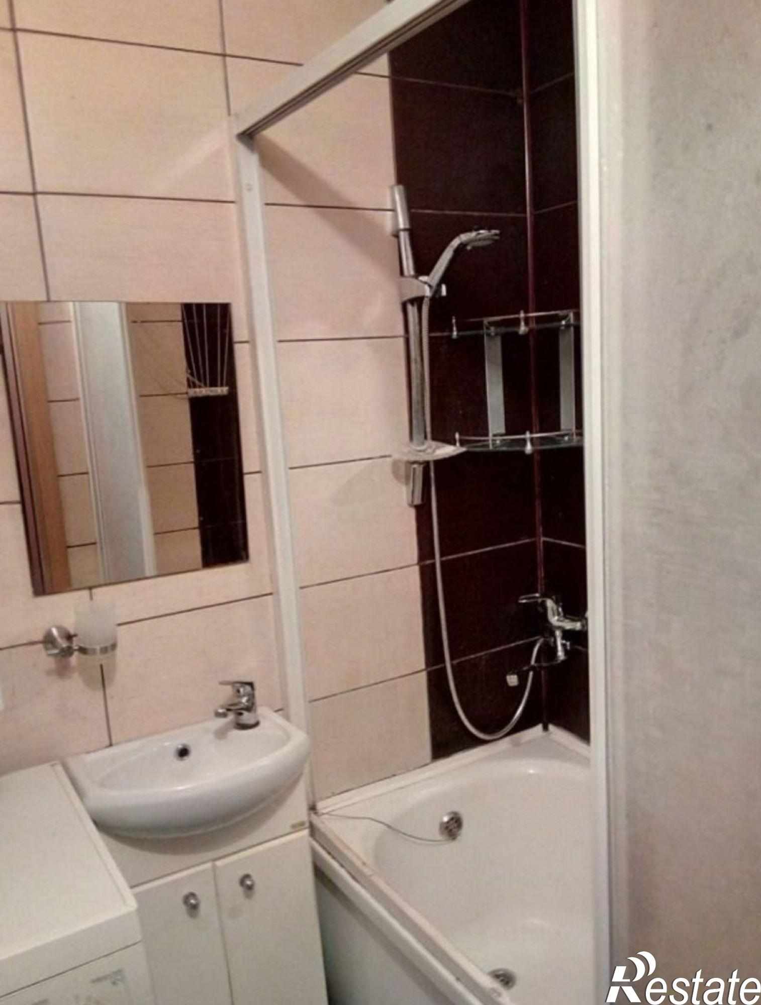 Купить квартиру за 4 170 000 рублей на Ю.Маточкина ул, 2
