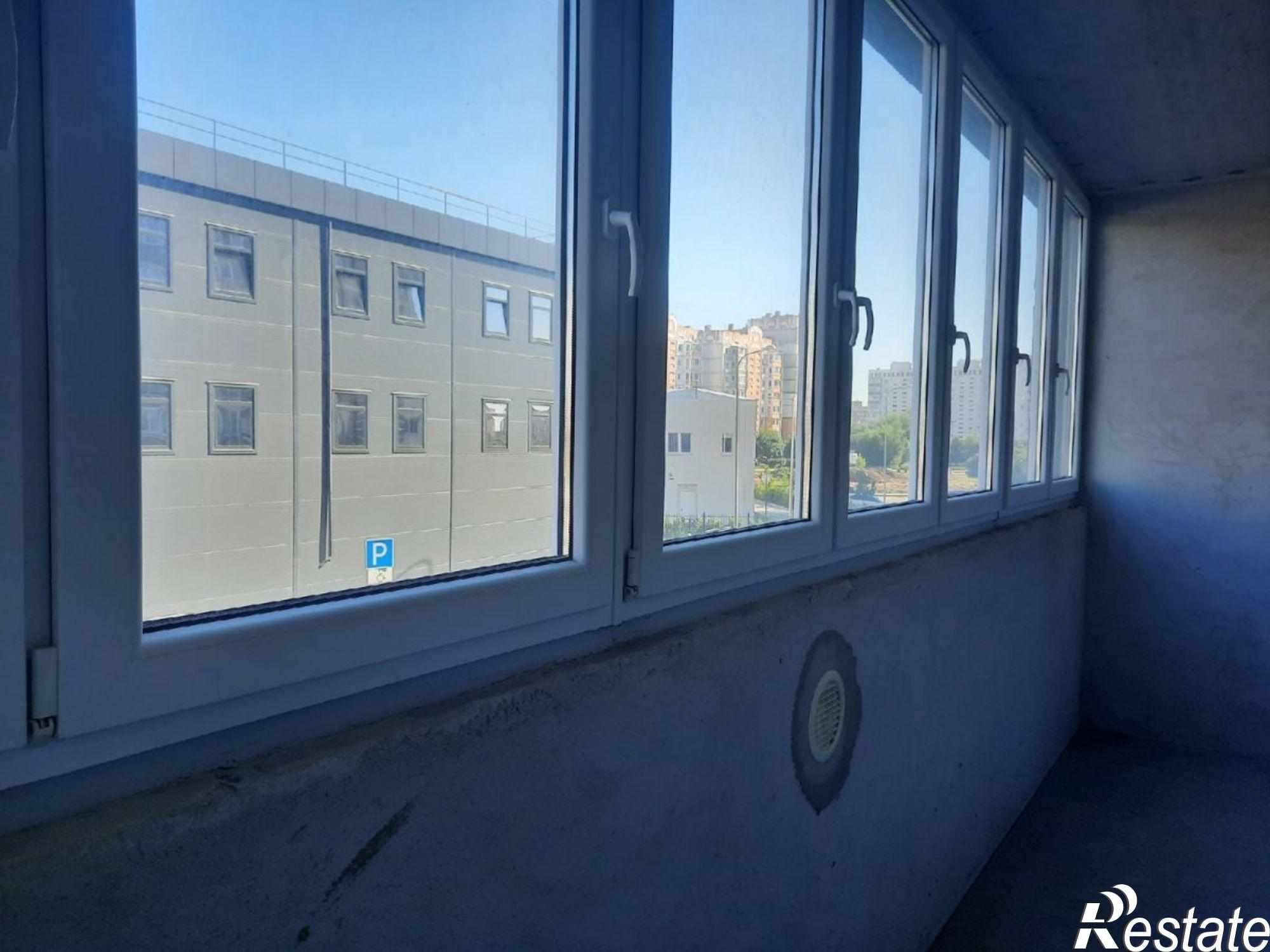 Купить квартиру за 4 700 000 рублей на Маршала Жукова ул, 5