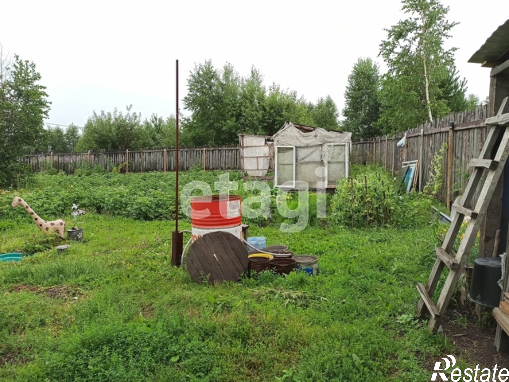 Купить дачу, дом, коттедж за 1 350 000 рублей на Array