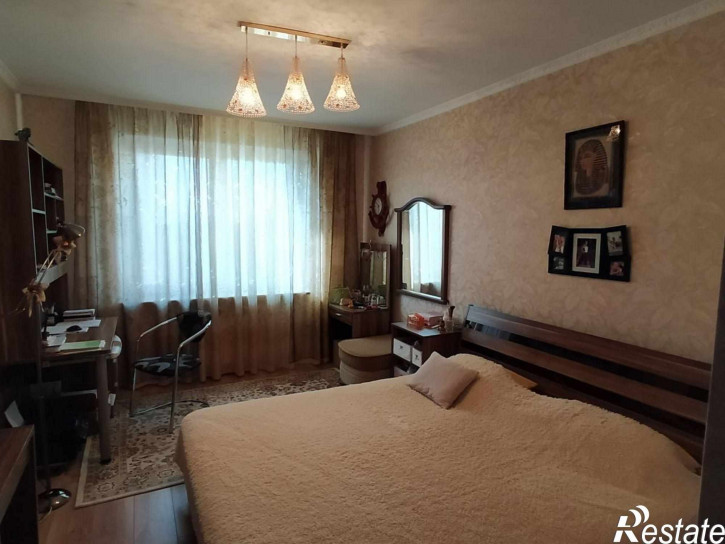 3-комн квартира Брусничная ул, 3
