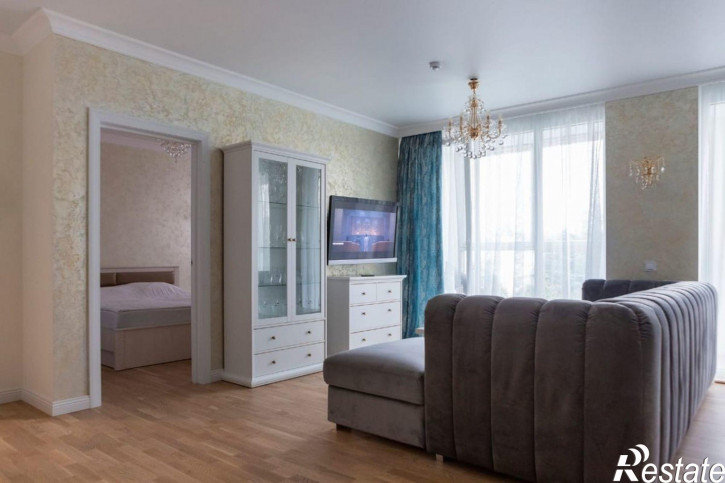 2-комн квартира Горького ул, 14
