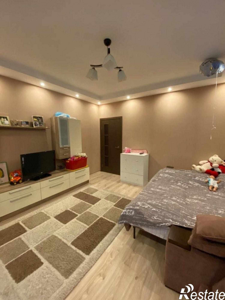 2-комн квартира Радистов ул, 54Б