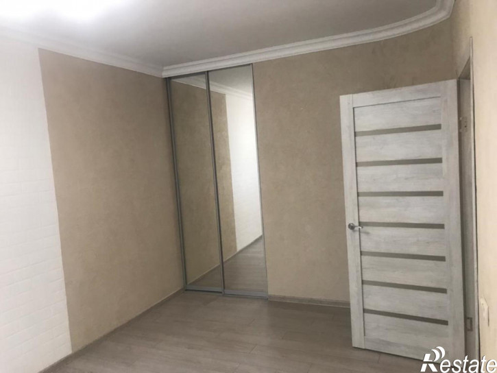2-комн квартира Лейтенанта Яналова ул, 36