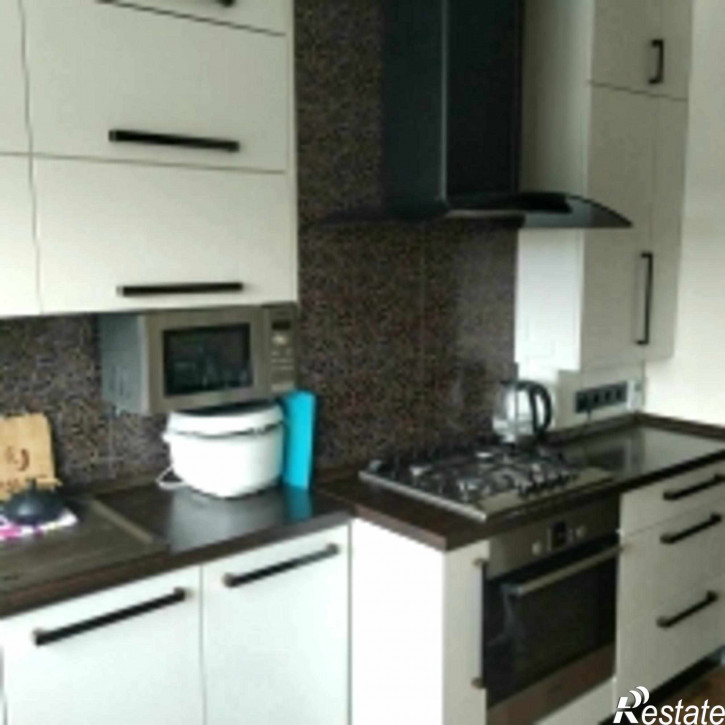 2-комн квартира Добролюбова ул, 37