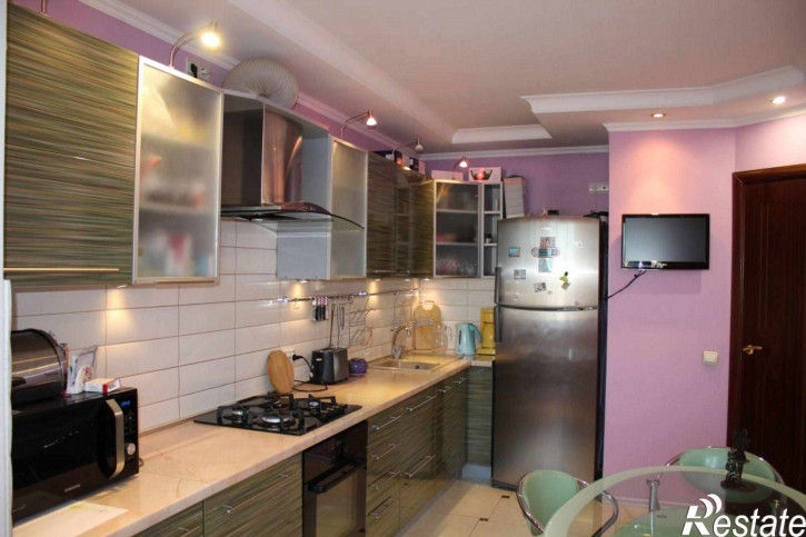 3-комн квартира Белибейская ул, 39