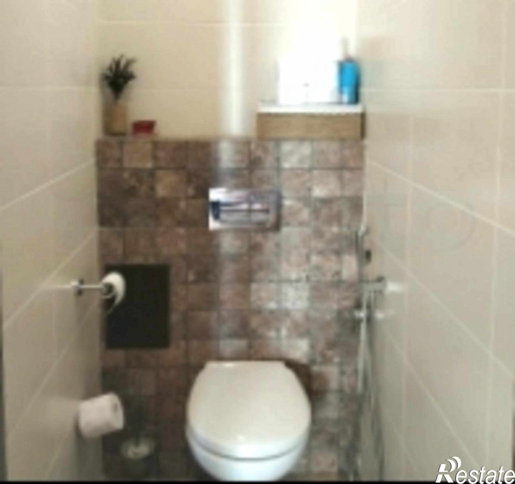 2-комн квартира Добролюбова ул, 37