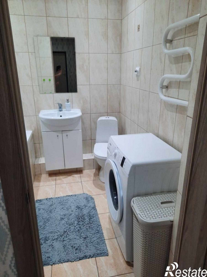 2-комн квартира Старшины Дадаева ул, 58