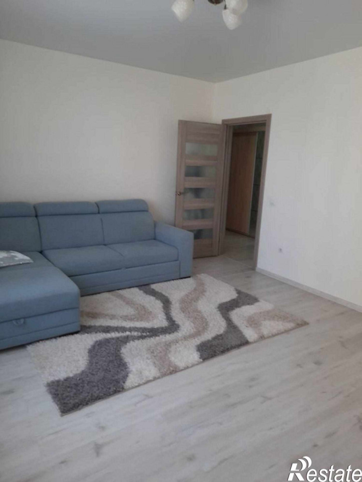 2-комн квартира Старшины Дадаева ул, 58