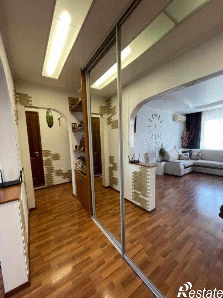 3-комн квартира Полевая, 33