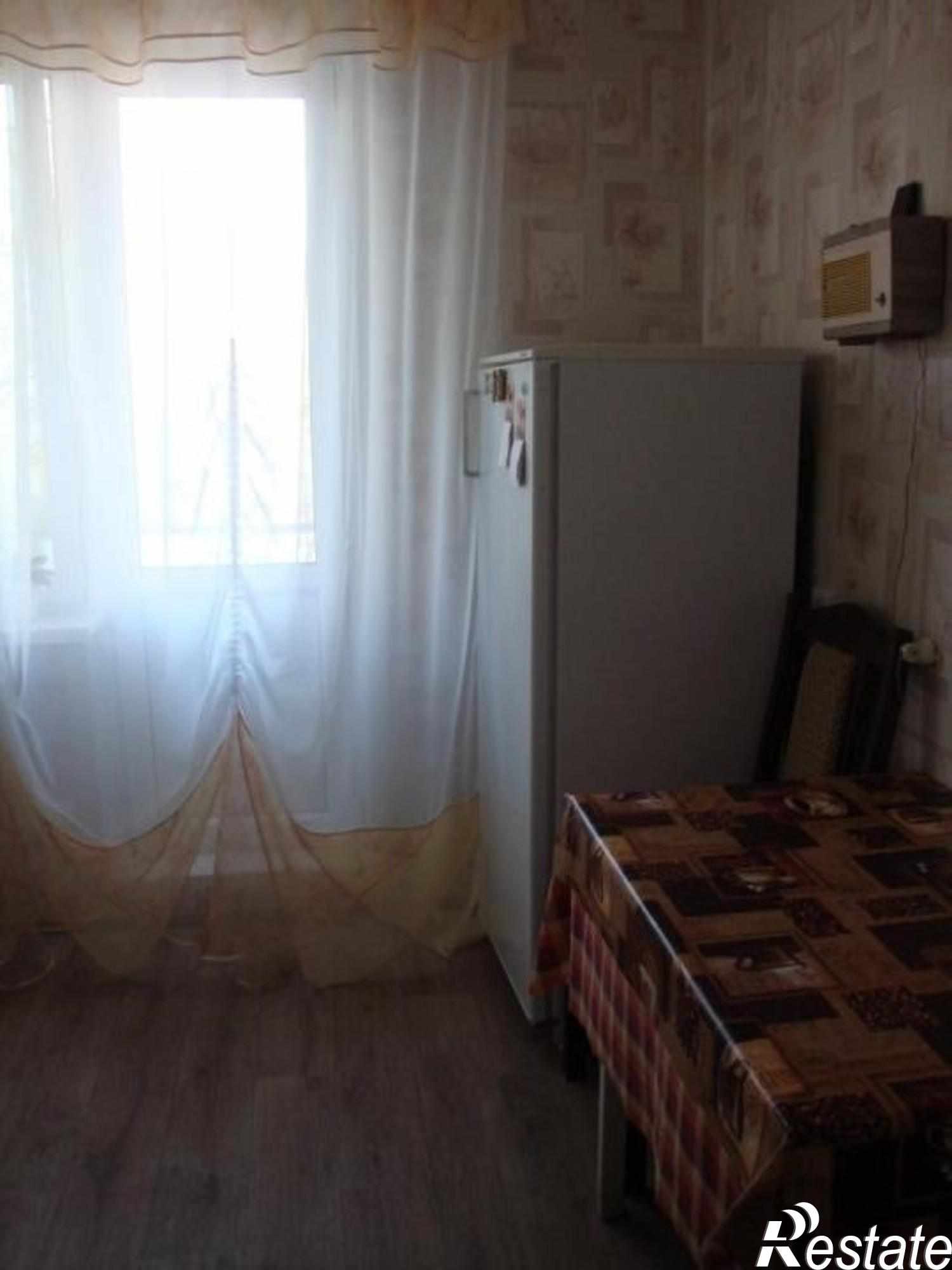 Сдать квартиру за 9 000 рублей на Суворова ул, 1А