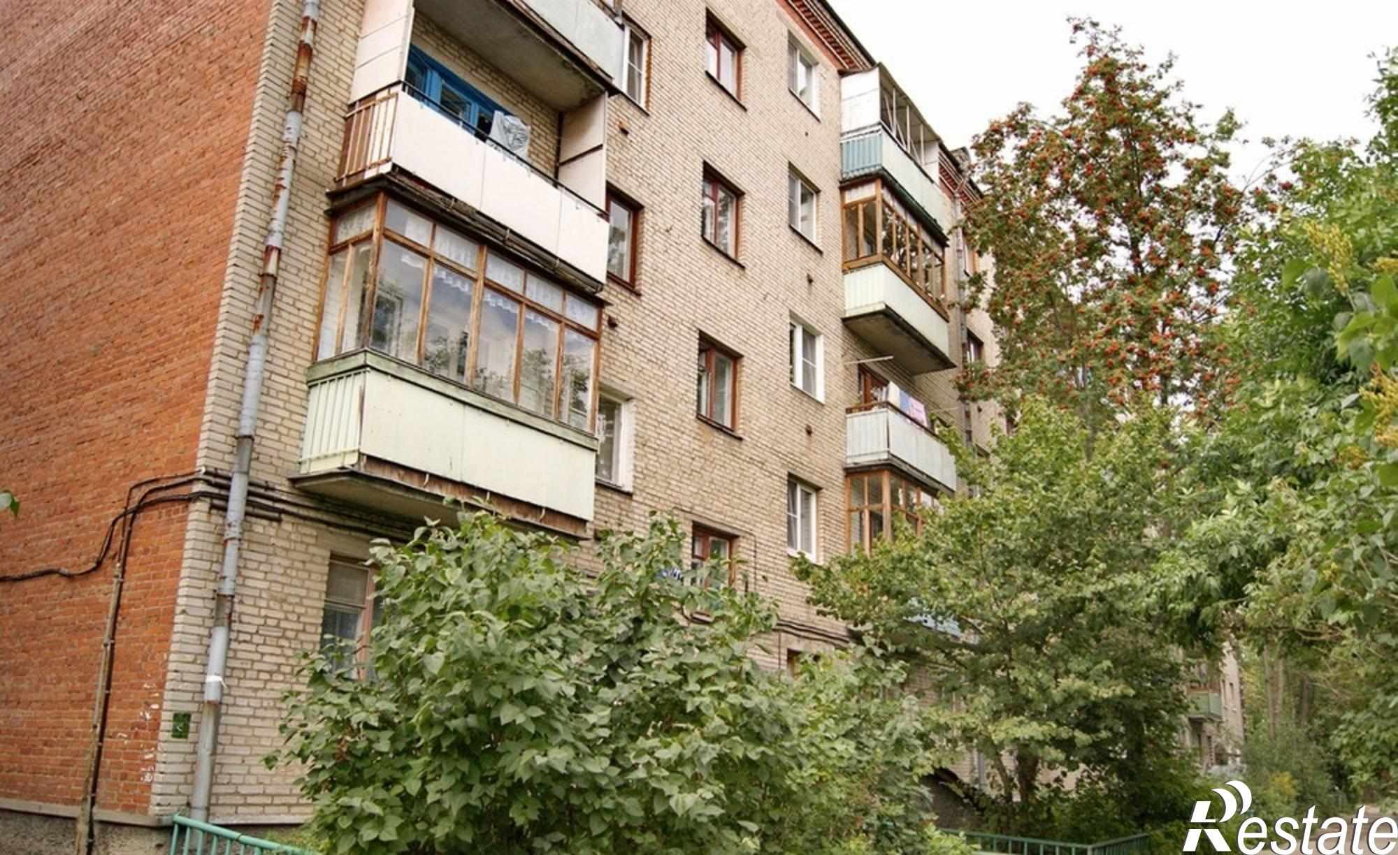 Сдать квартиру за 10 000 рублей на Почаевская ул, 22А