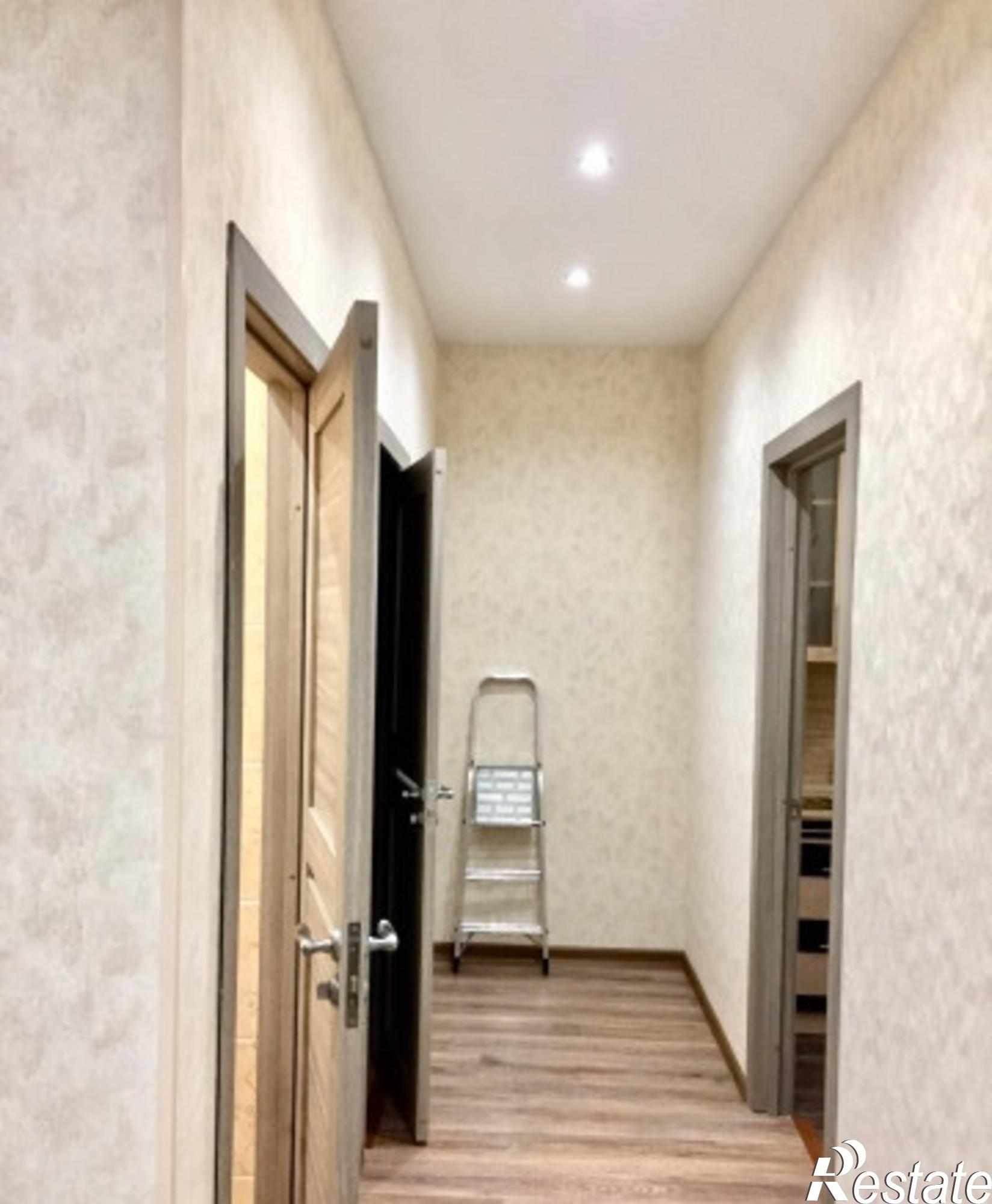 Сдать квартиру за 18 000 рублей на Ставровская ул, 1