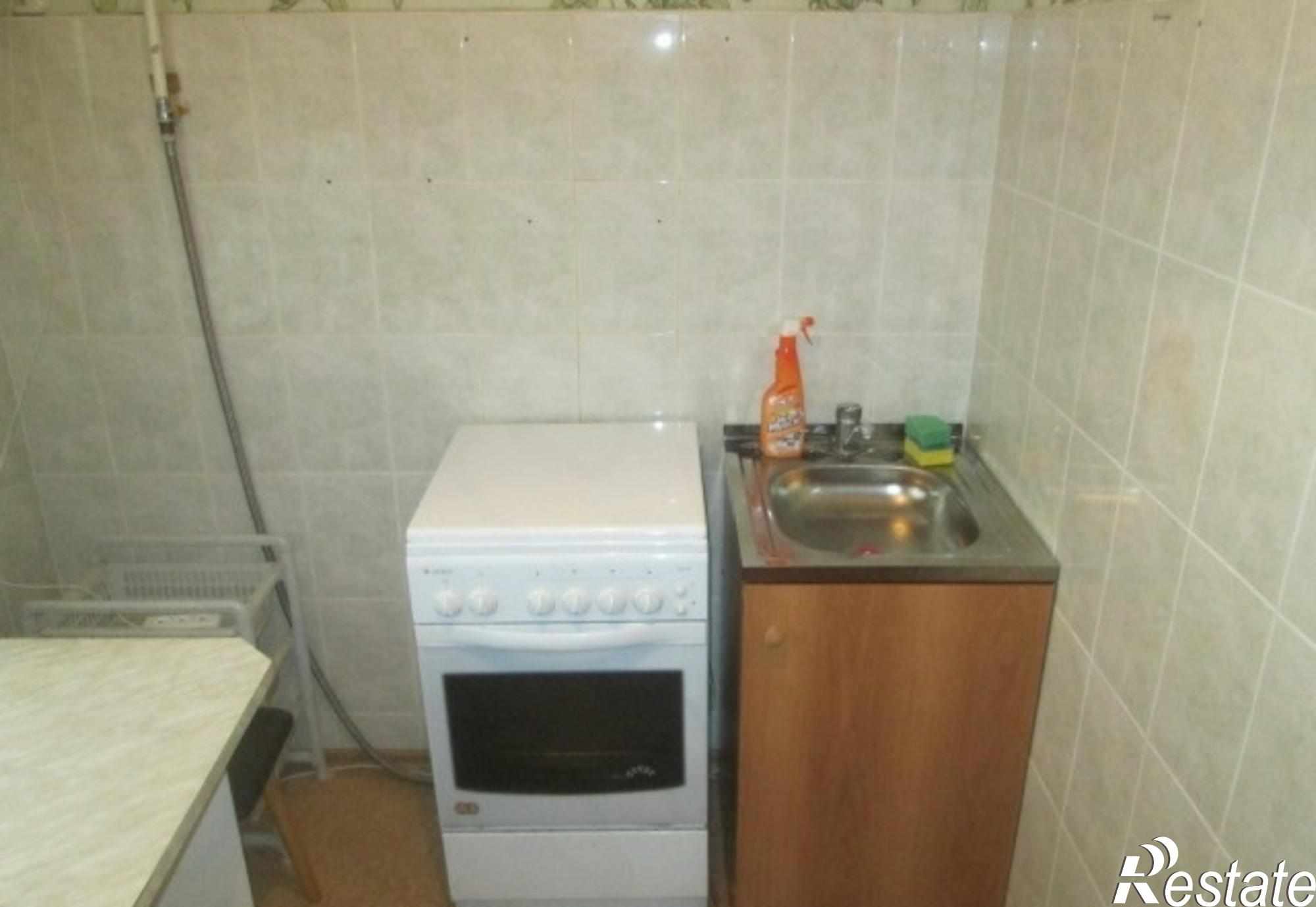 Сдать квартиру за 15 000 рублей на Комиссарова ул, 69