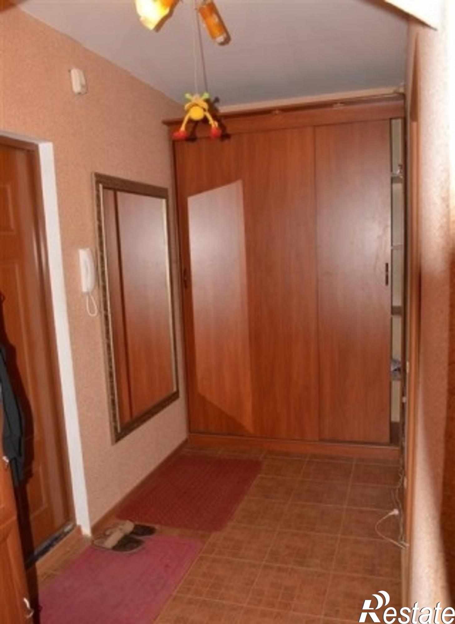 Сдать квартиру за 15 000 рублей на Комиссарова ул, 4А
