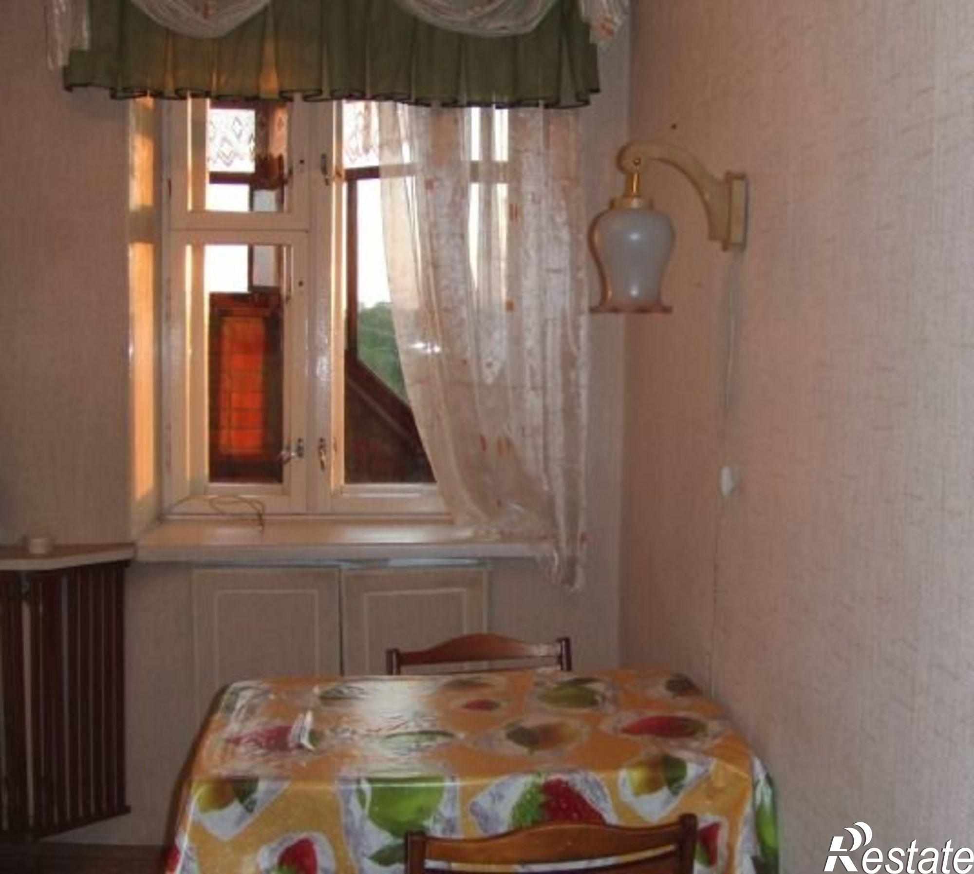 Сдать квартиру за 13 000 рублей на Усти-на-Лабе ул, 14
