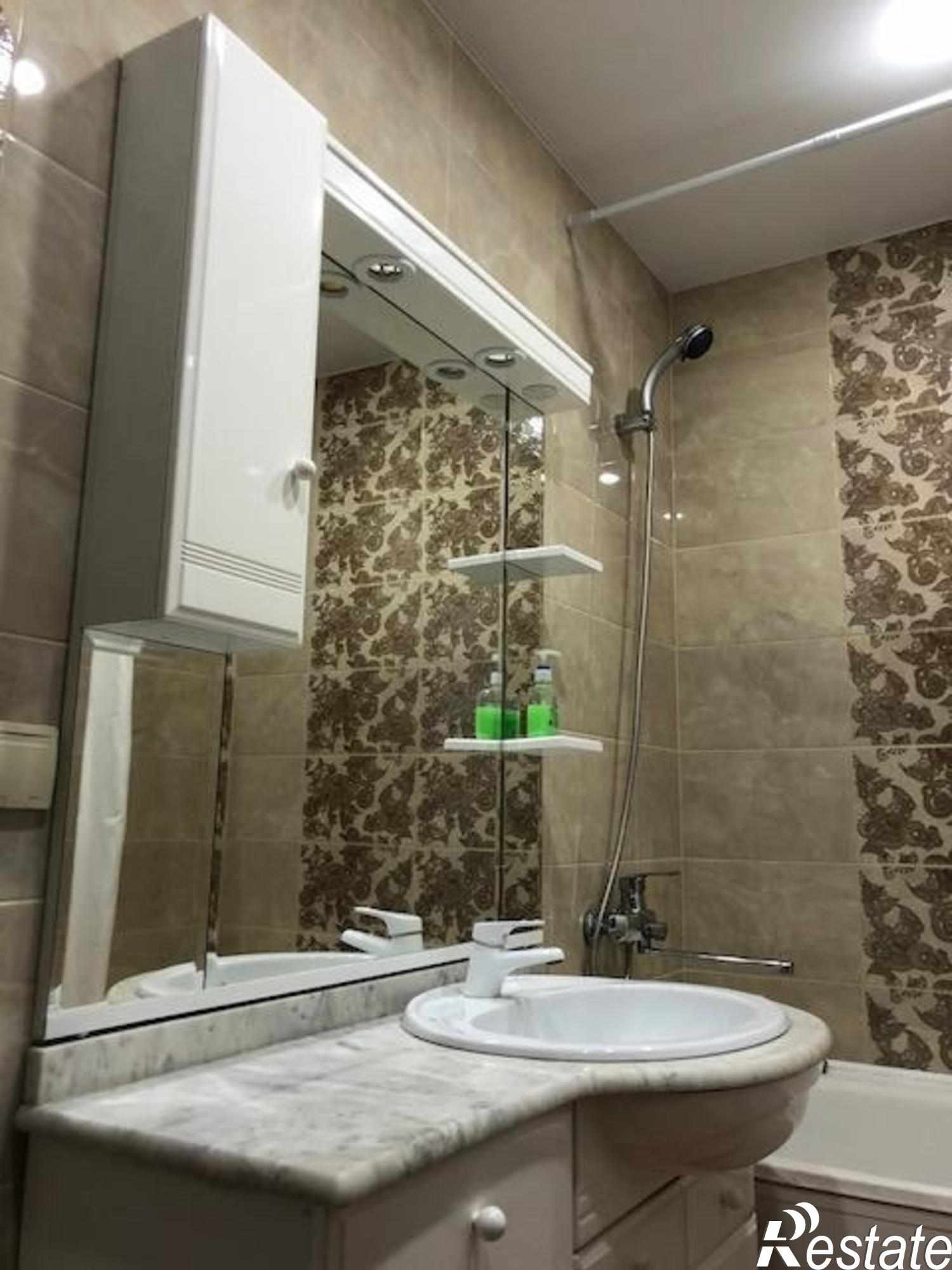 Сдать квартиру за 25 000 рублей на Мира ул, 2 В