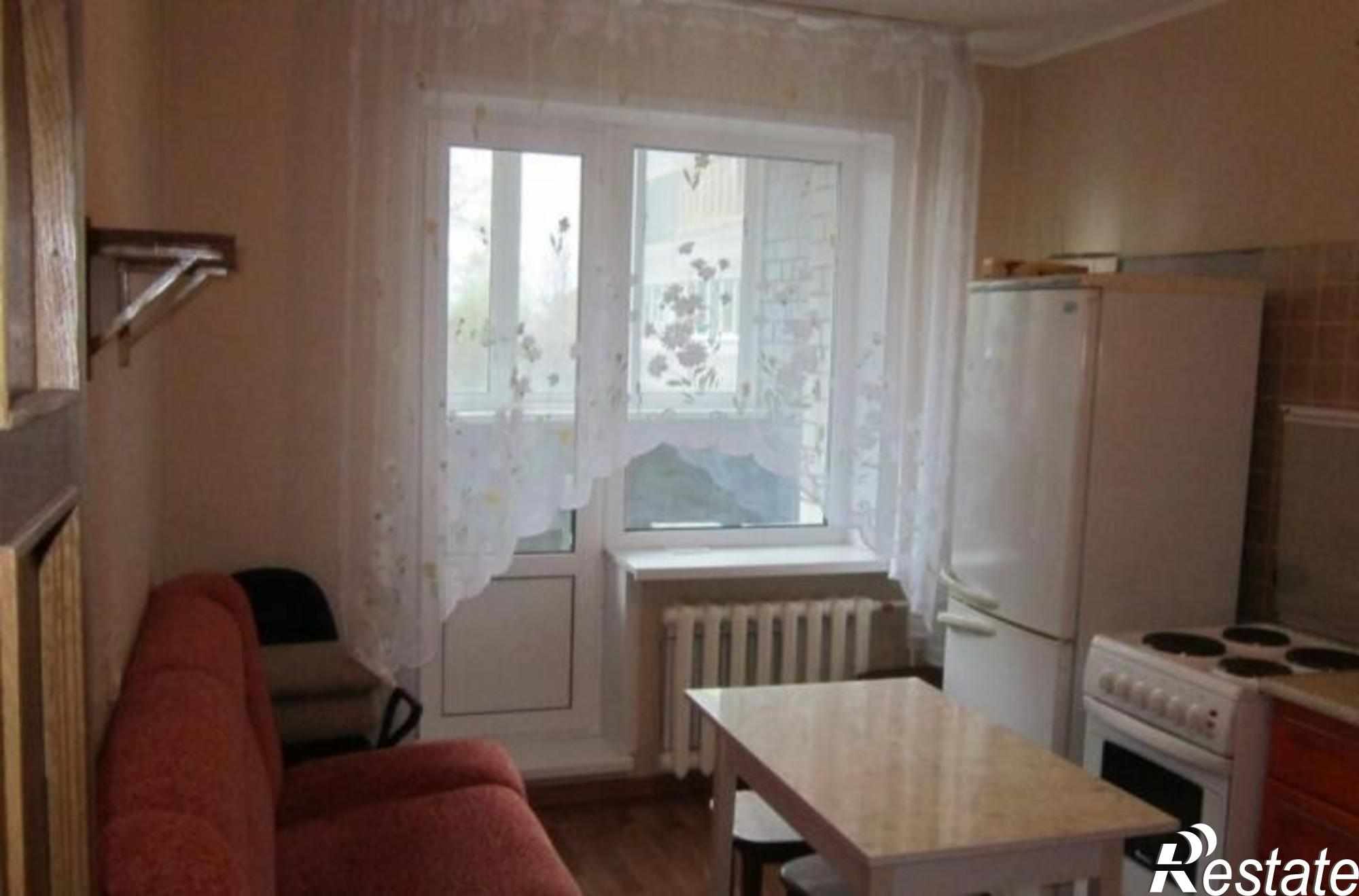 Сдать квартиру за 15 000 рублей на Комиссарова ул, 4 А