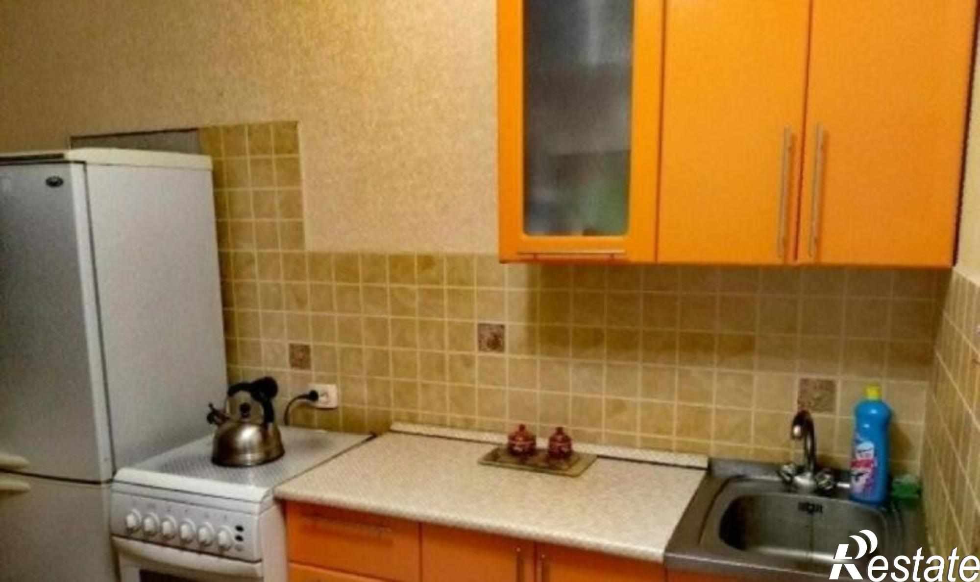 Сдать квартиру за 15 000 рублей на Комиссарова ул, 4 А